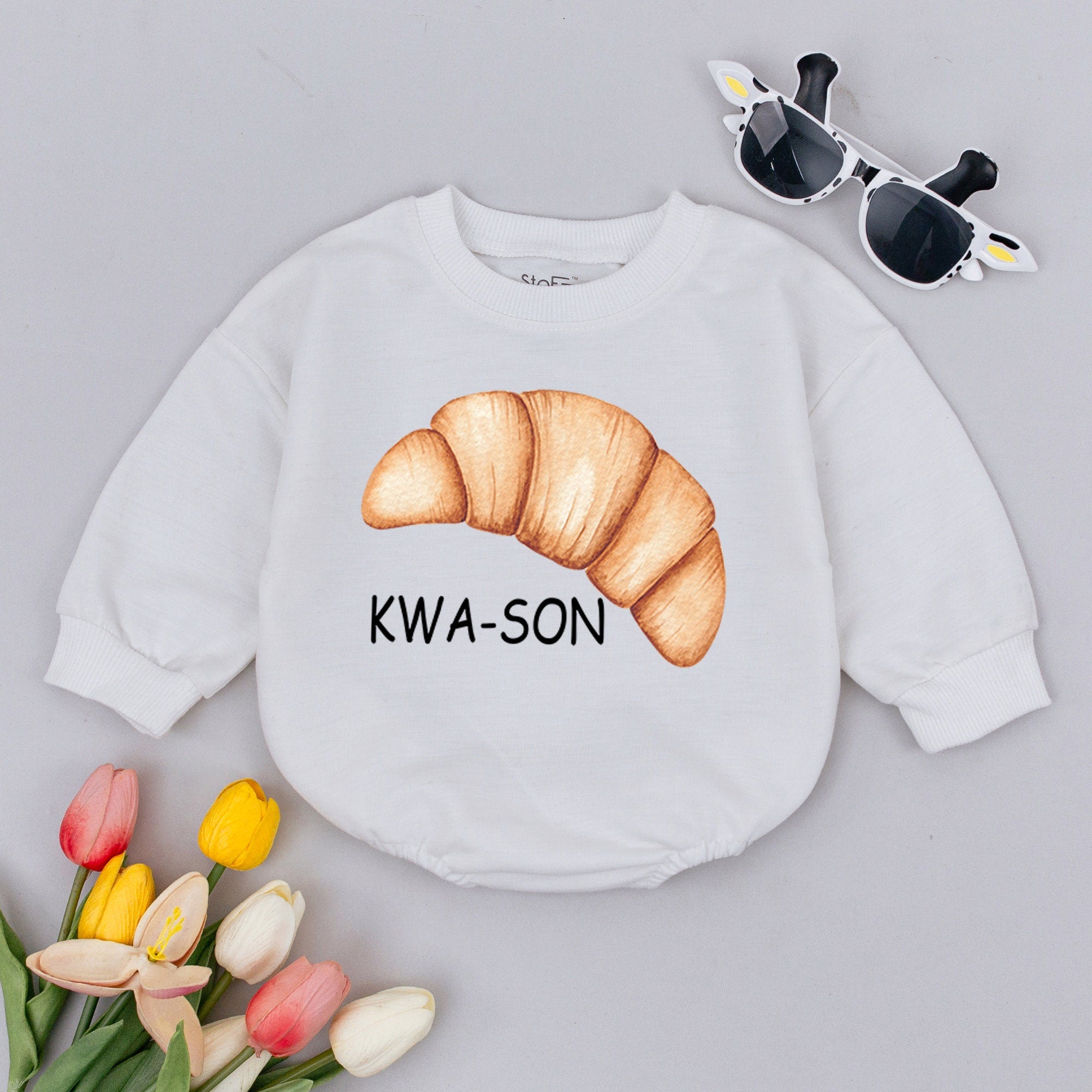 Kwa-Son Croissant Baby Romper Soft Cotton Gender Neutral Outfit Minimalist Pastry Design Baby Clothes Casual Birthday Gift