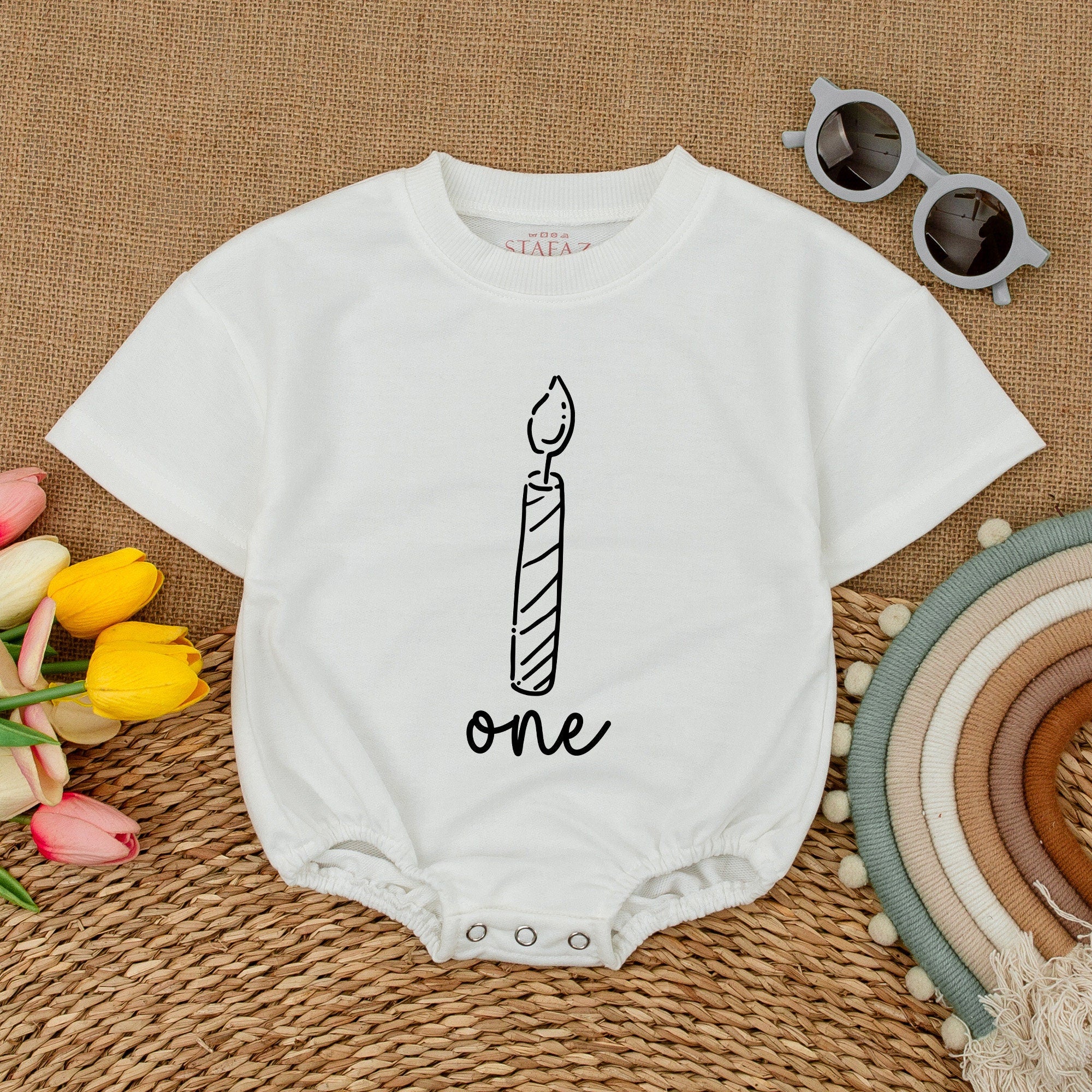 Baby's First Birthday Romper with Hand-Drawn Candle Design Soft Cotton Short Sleeve Outfits for Memorable Infant Celebrations