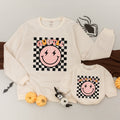 Personalized Auntie and Girl Retro Smiley Face Sweatshirts Playful Gift Checkerboard Pattern Pink Black Cotton Holiday Outfit