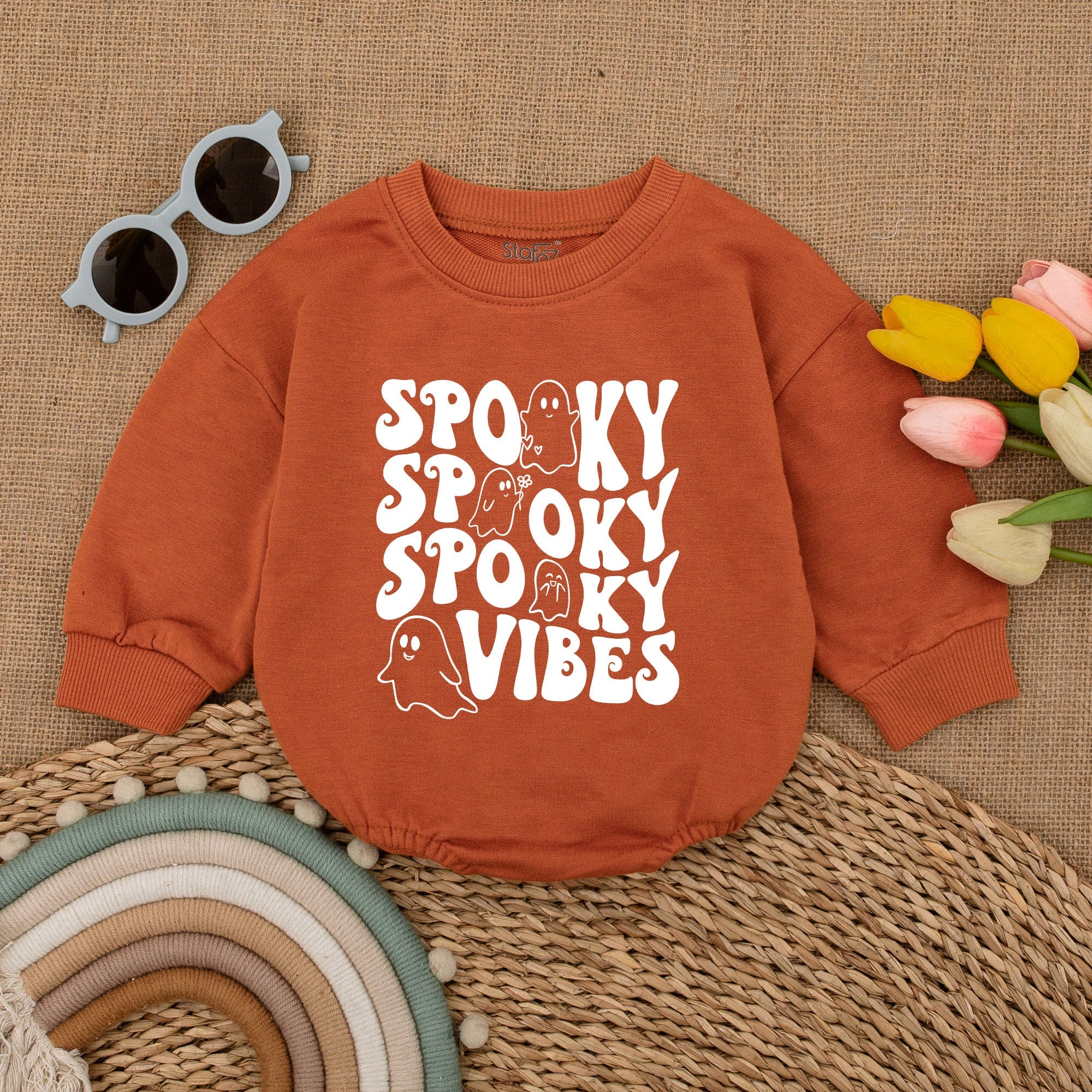 Spooky Vibes Baby Romper Halloween Ghost Bodysuit Playful Retro Design Fall Infant Outfit Gift Soft Cotton Style