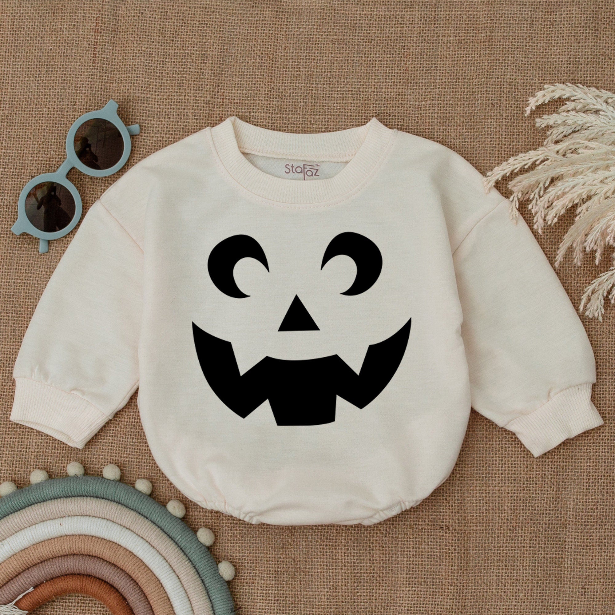 First Halloween Baby Romper Cute Pumpkin Face Newborn Costume Soft Orange Outfit Infant Clothing Baby Shower Gift Playful Design