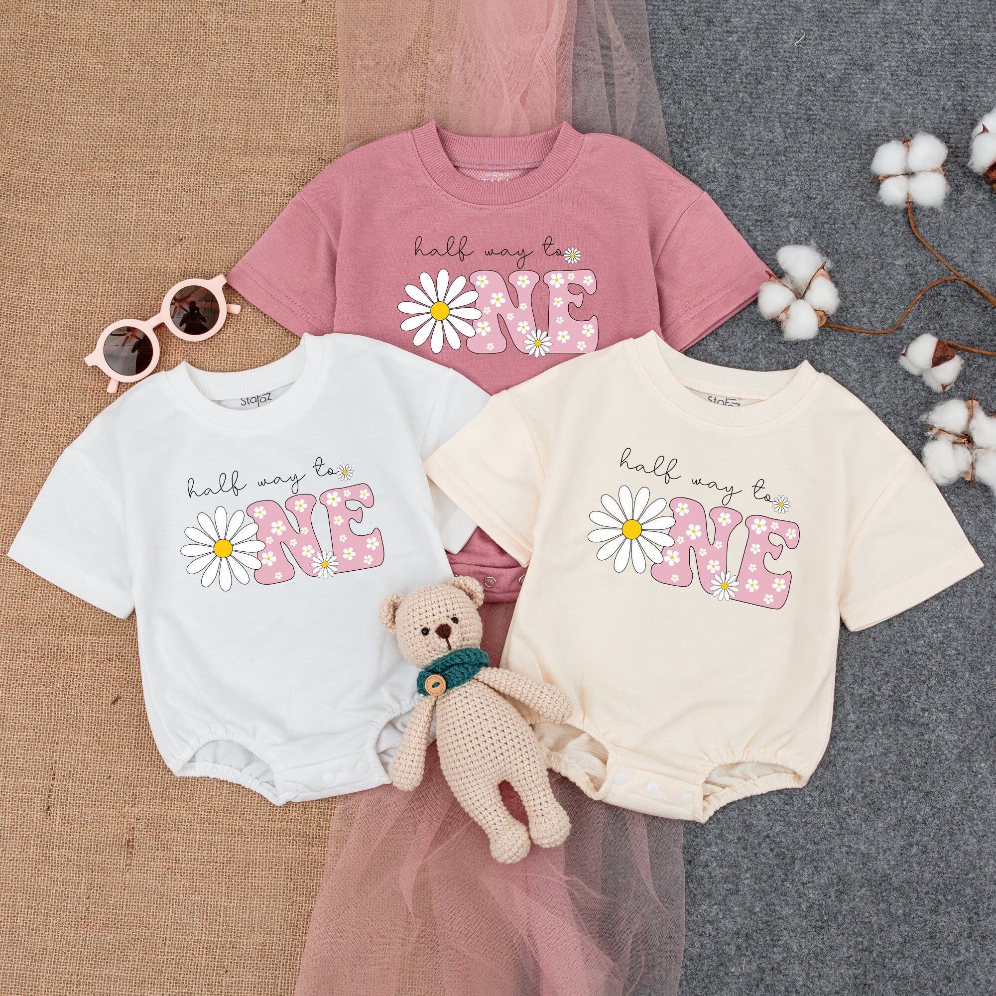 Personalized Baby Girls 1/2 Birthday Romper Pink Daisy Design Toddler Boho Outfit Celebrate Halfway Milestone Soft Cotton Custom Name Gift