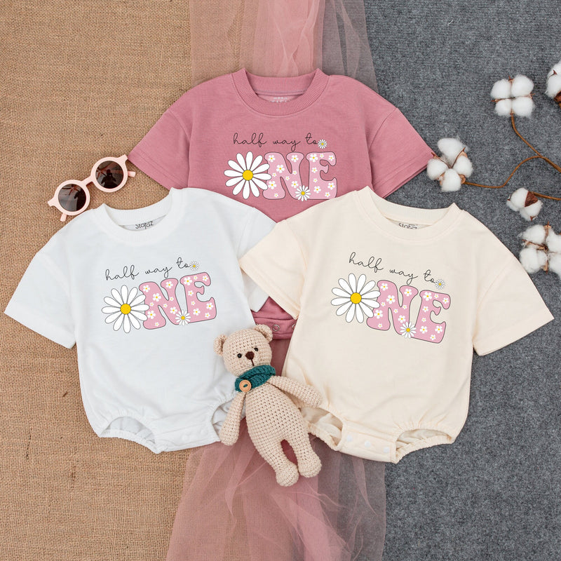 Personalized Baby Girl 1/2 Birthday Romper with Daisy Design, Custom Name Outfit, Soft Pink Cotton Bodysuit for Milestone Photos & Celebrations