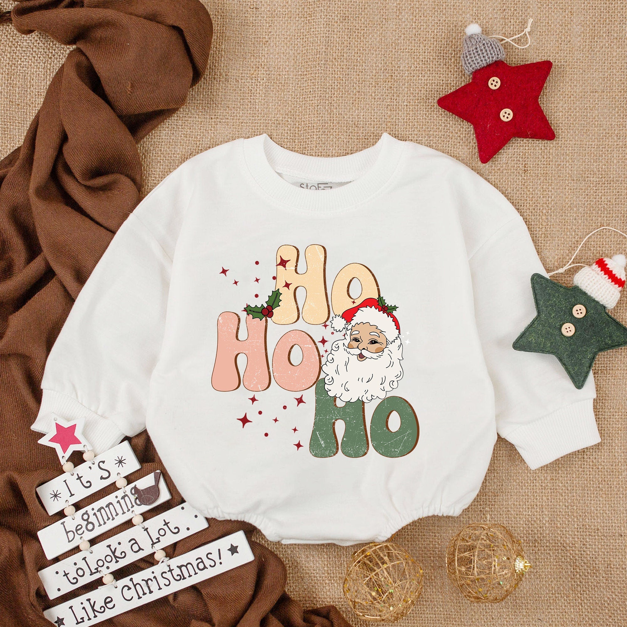 Ho Ho Ho Christmas Baby Romper with Retro Santa Design Soft Cotton Holiday Outfit Cozy Infant Clothes Festive Gift