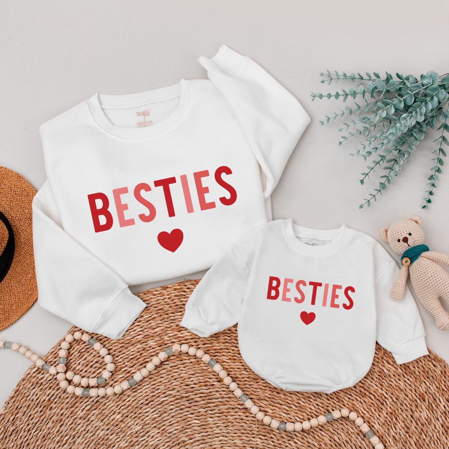 Family Matching Valentine Sweatshirt Set - Mommy & Me Twinning Love