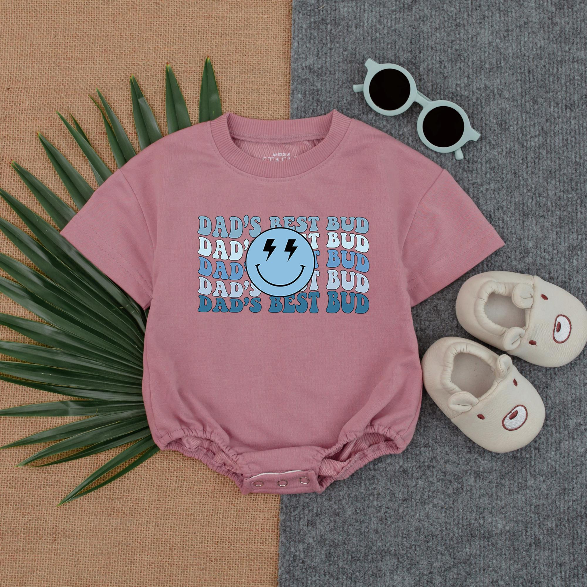 Dad's Best Bud Smiley Face Baby Bodysuit Father's Day Outfit for Boys Blue Cotton Romper Fun Pattern Playful Fashion Gift