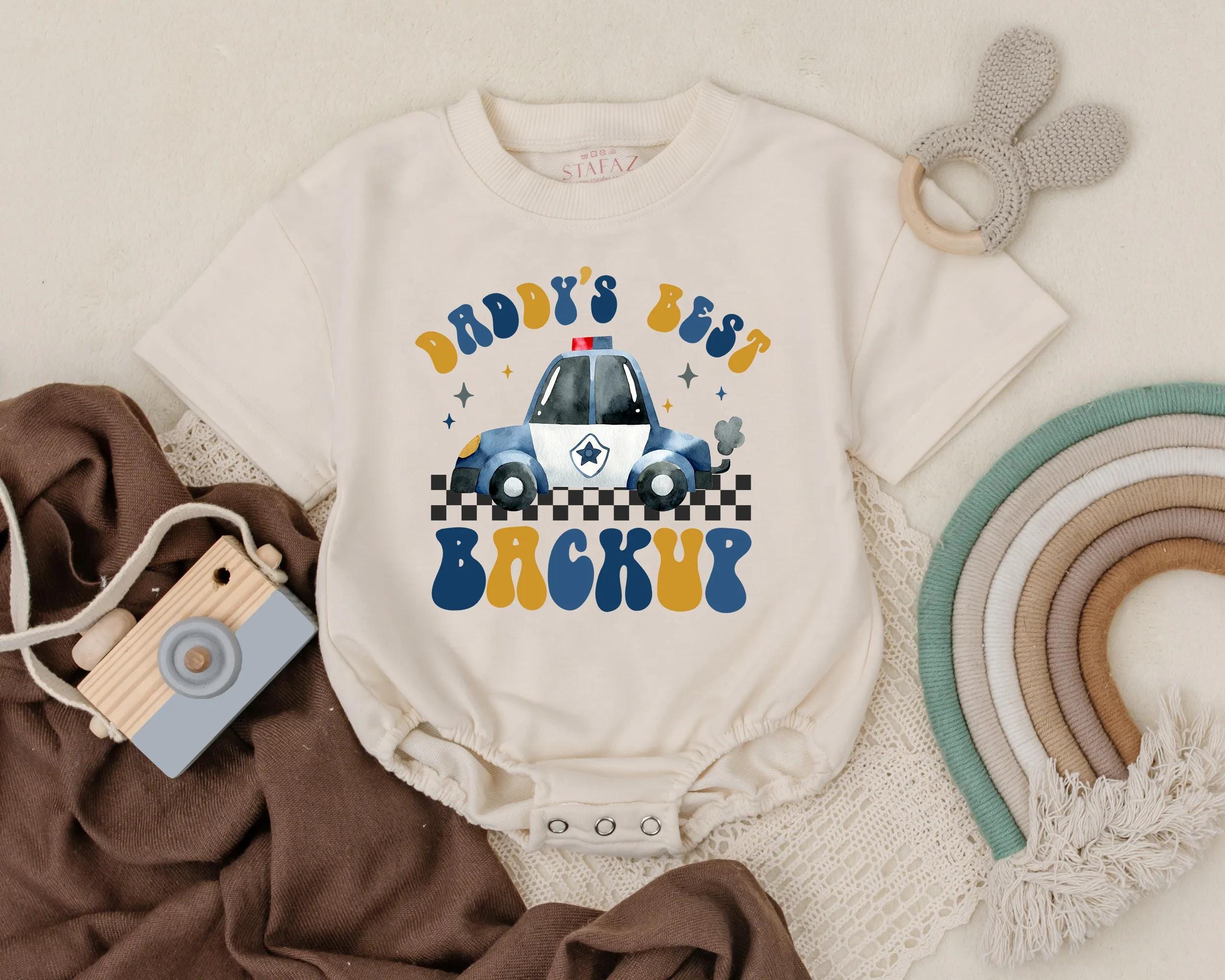 Daddy's Best Backup Baby Romper Cute Cop Outfit for Boys Fun Police Theme with Cartoon Car and Checkered Pattern Comfortable Gift