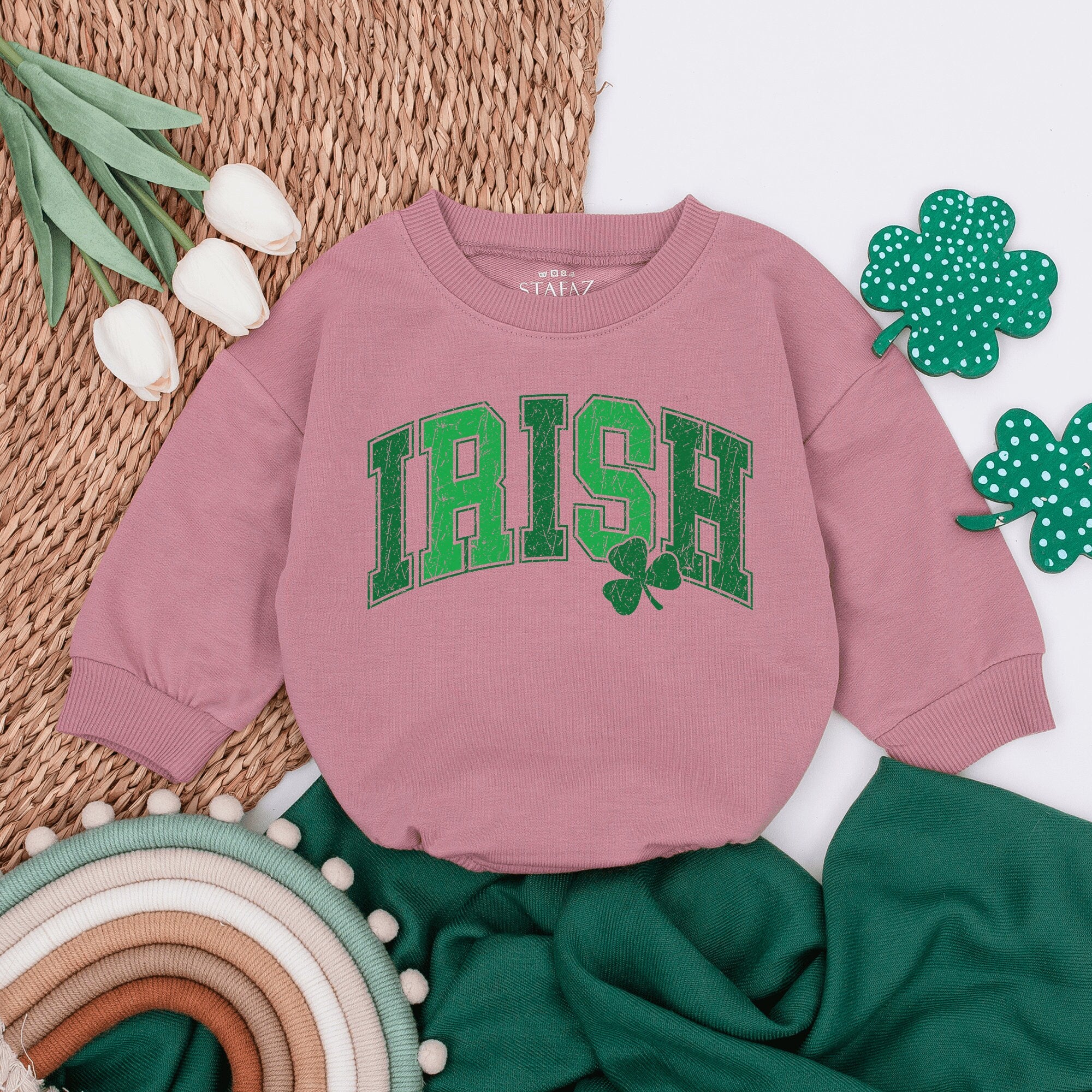 Irish Baby Romper with Shamrock Design Retro St Patrick's Day Outfit Soft Cotton Infant Clothes for Festive Celebrations and Gifting
