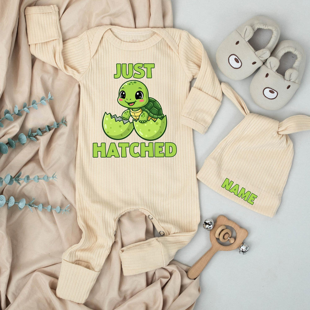 Just Hatched Baby Bodysuit Cute Turtle Newborn Outfit Custom Infant Romper Adorable Coming Home Gift Funny Baby Shower Personalized Clothes