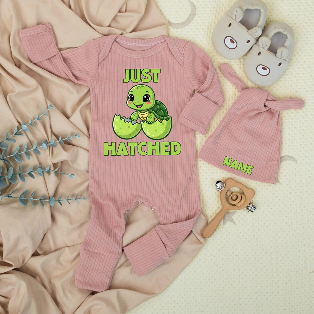 Just Hatched Baby Bodysuit Cute Turtle Newborn Outfit Custom Infant Romper Adorable Coming Home Gift Funny Baby Shower Personalized Clothes
