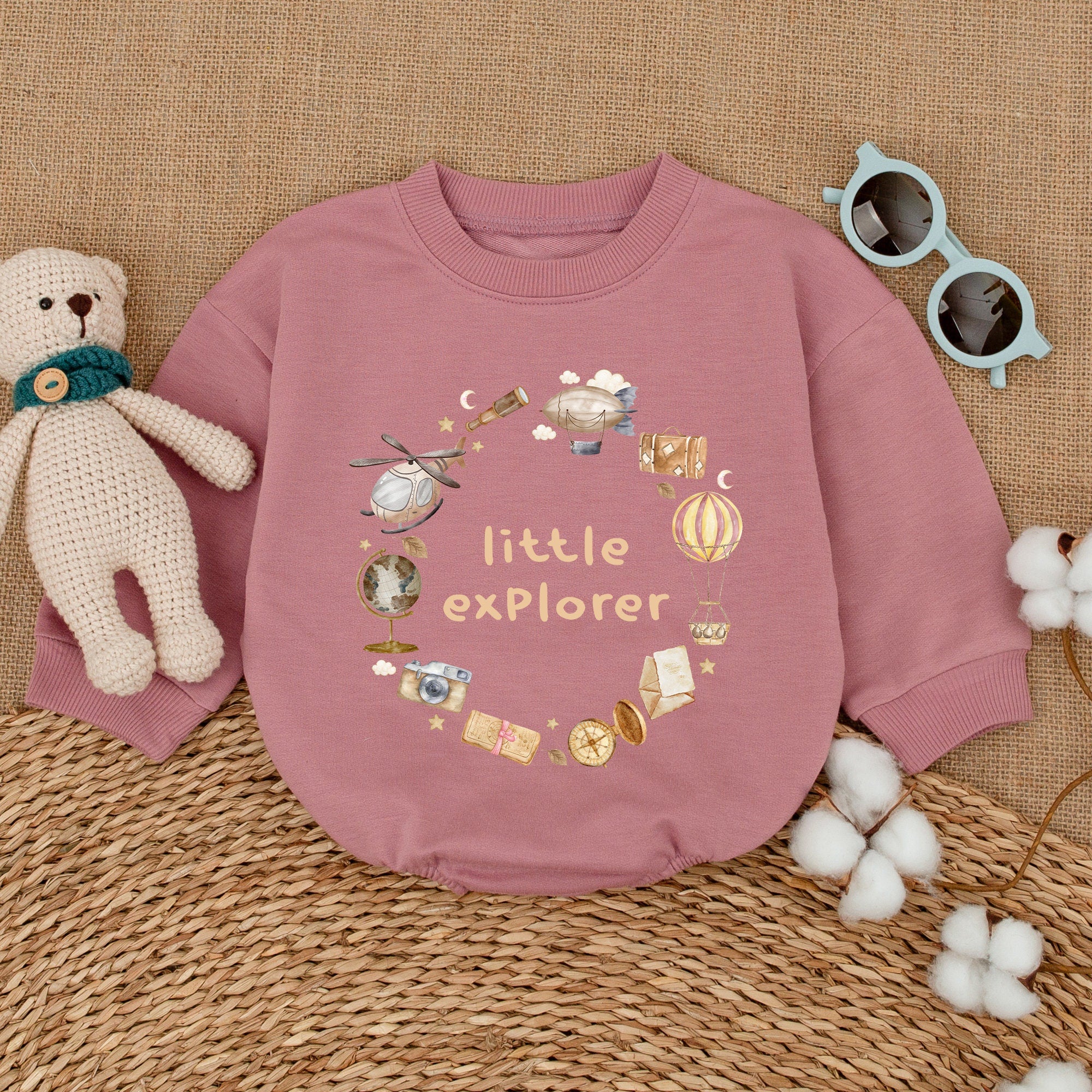 Little Explorer Baby Bodysuit Adventure Romper Soft Cotton Infant Outfit Whimsical Travel Theme with Globe and Camera Design