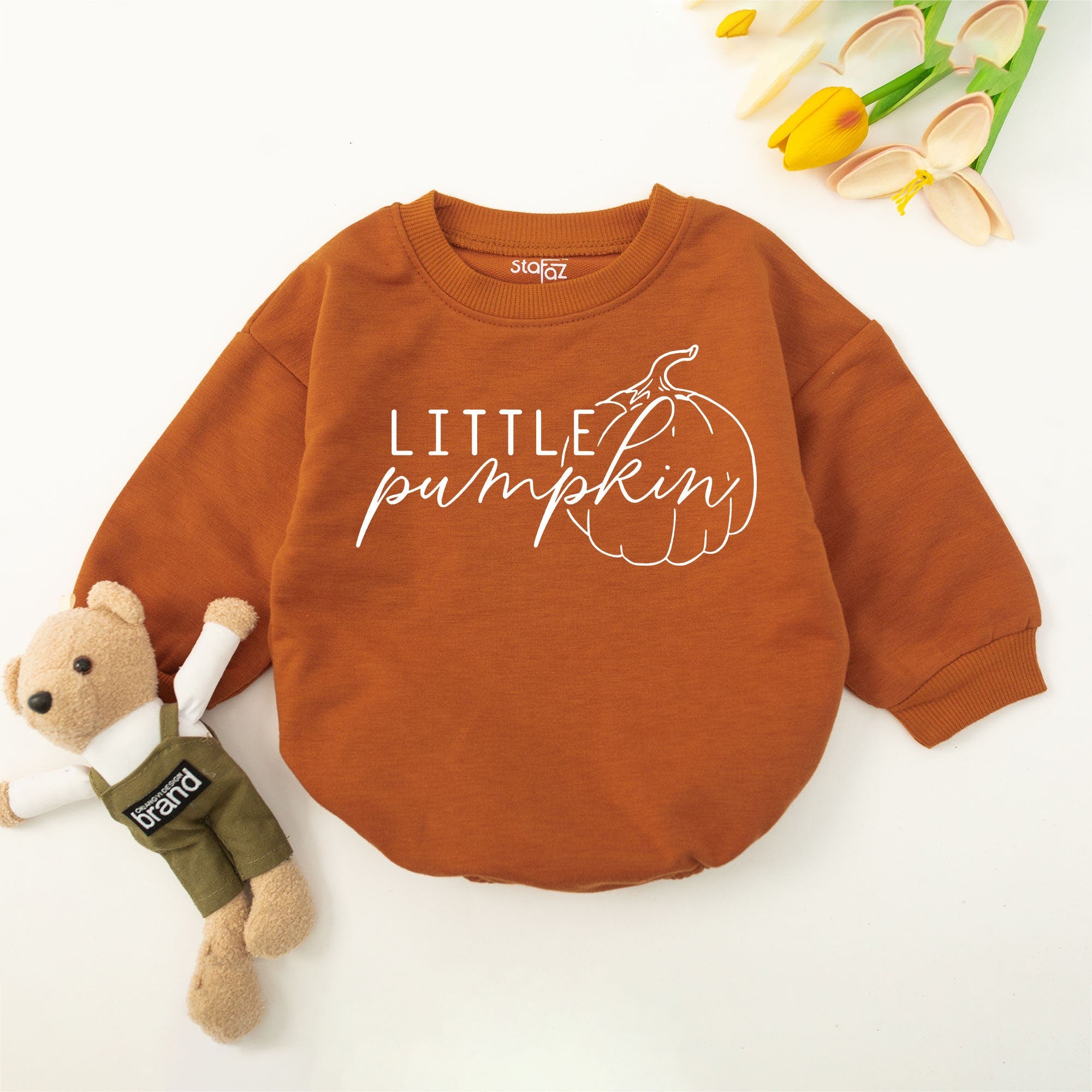 Little Pumpkin Baby Romper Soft Cotton Fall Bodysuit for Halloween Seasonal Infant Outfit Cute Vintage Pumpkin Design Warm Brown Gift