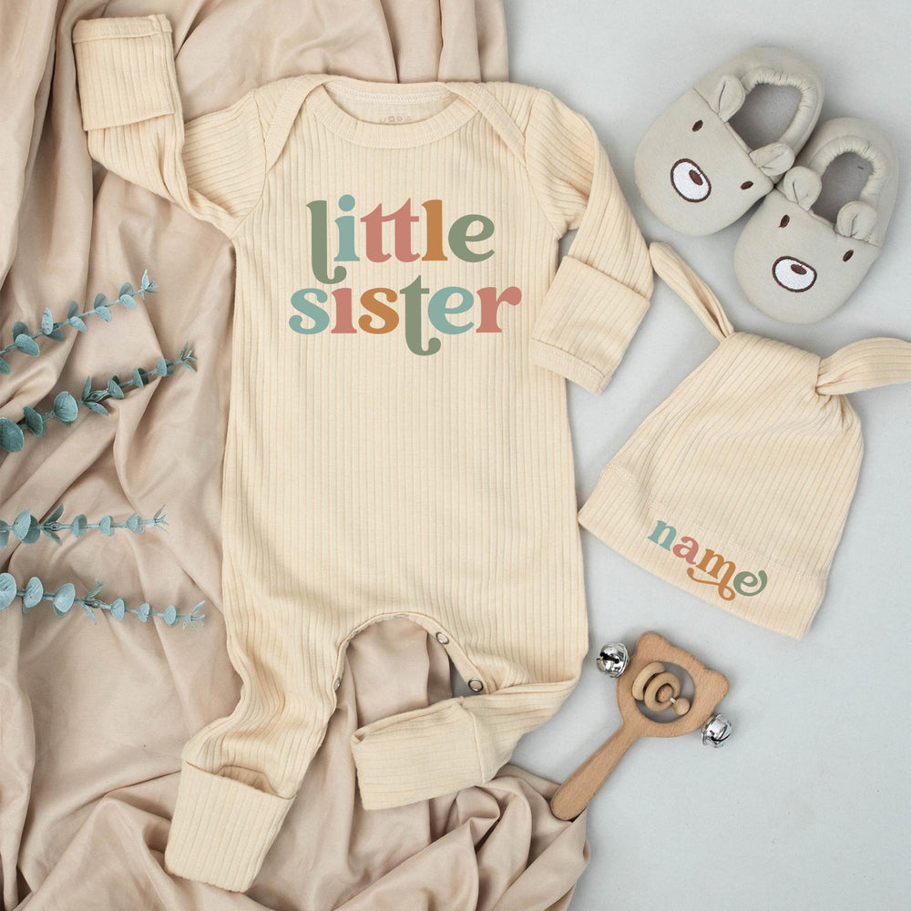 Little Sister Baby Bodysuit and Hat Set with Name Customization Retro Font Newborn Girl Going Home Outfit Soft Cotton Keepsake Gift