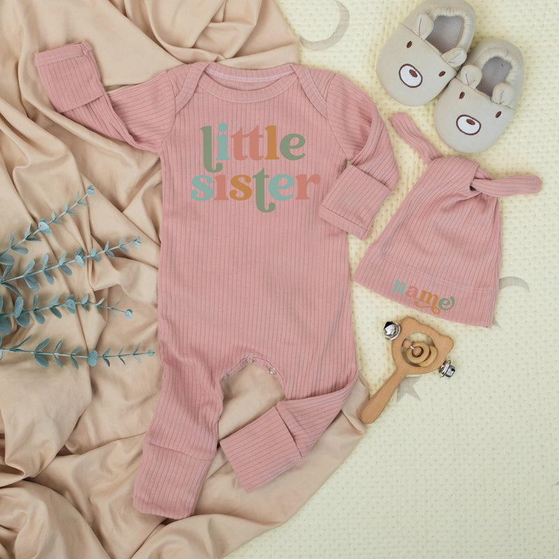 Little Sister Baby Bodysuit and Hat Set with Name Customization Retro Font Newborn Girl Going Home Outfit Soft Cotton Keepsake Gift