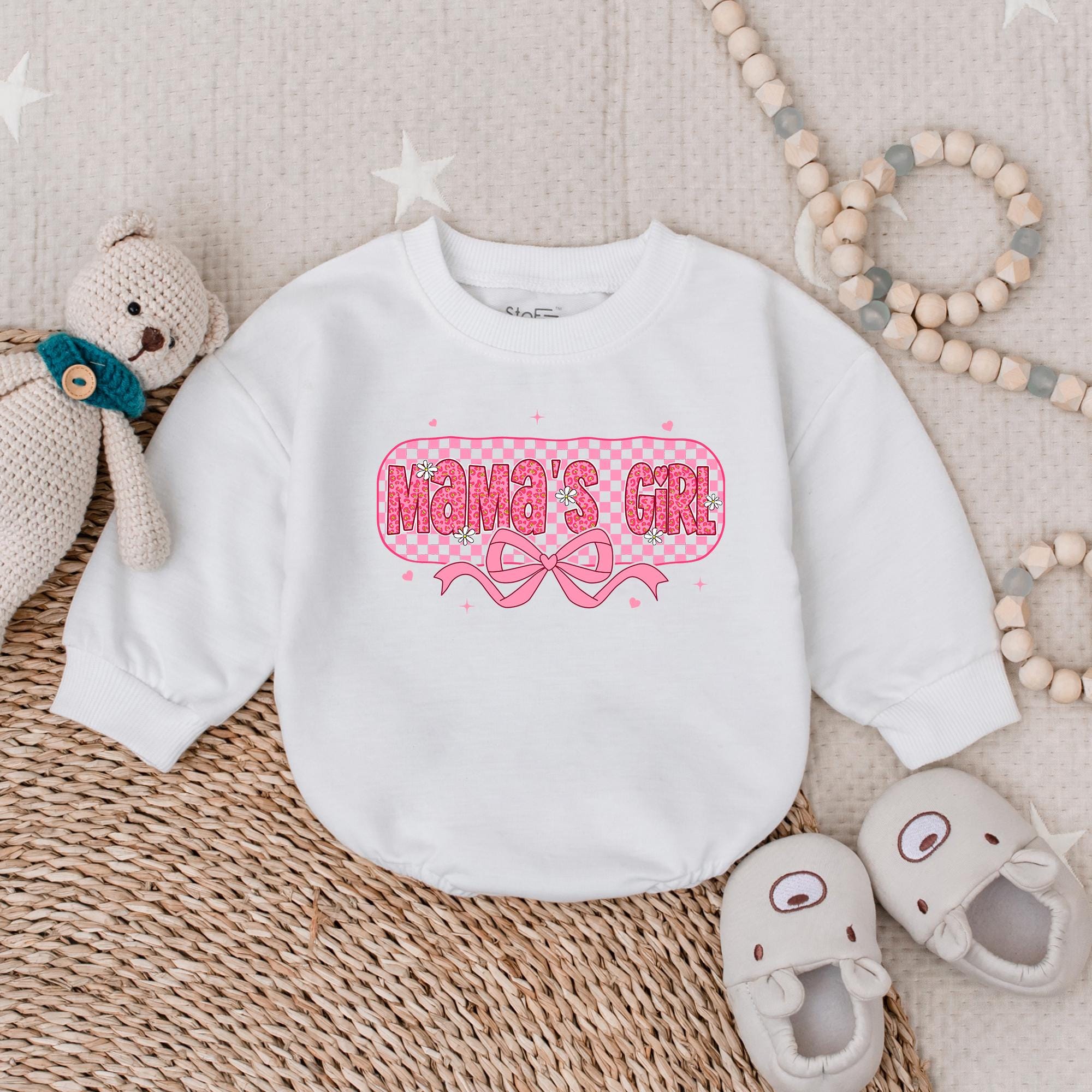 Mama's Girl Baby Romper Pink Stars and Bow Design Soft Cotton Mothers Day Gift for Little Girls Comfort and Style Infant Clothing