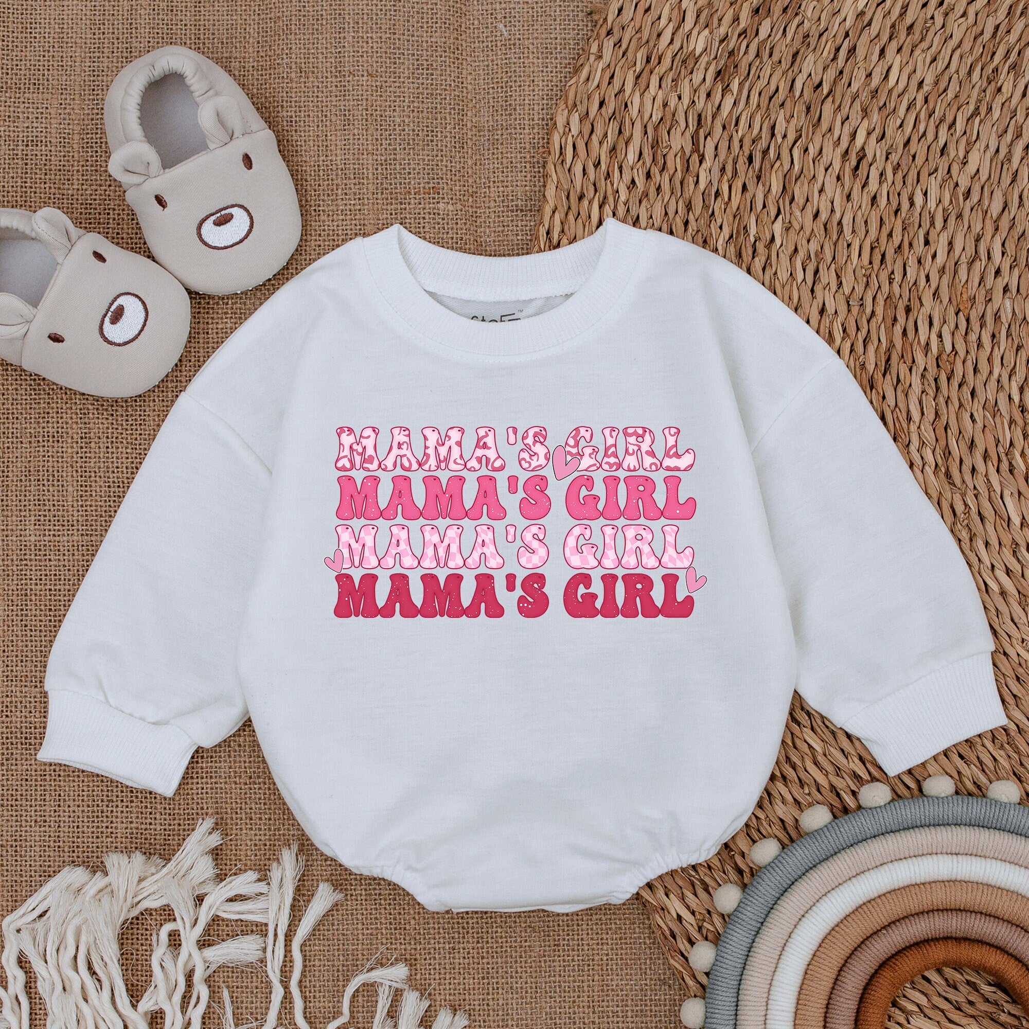 Mama's Girl Retro Romper Baby Girl Outfit 70s Style Pink Design Mother's Day Gift Cozy Soft Cotton Bodysuit Perfect for Special Occasions