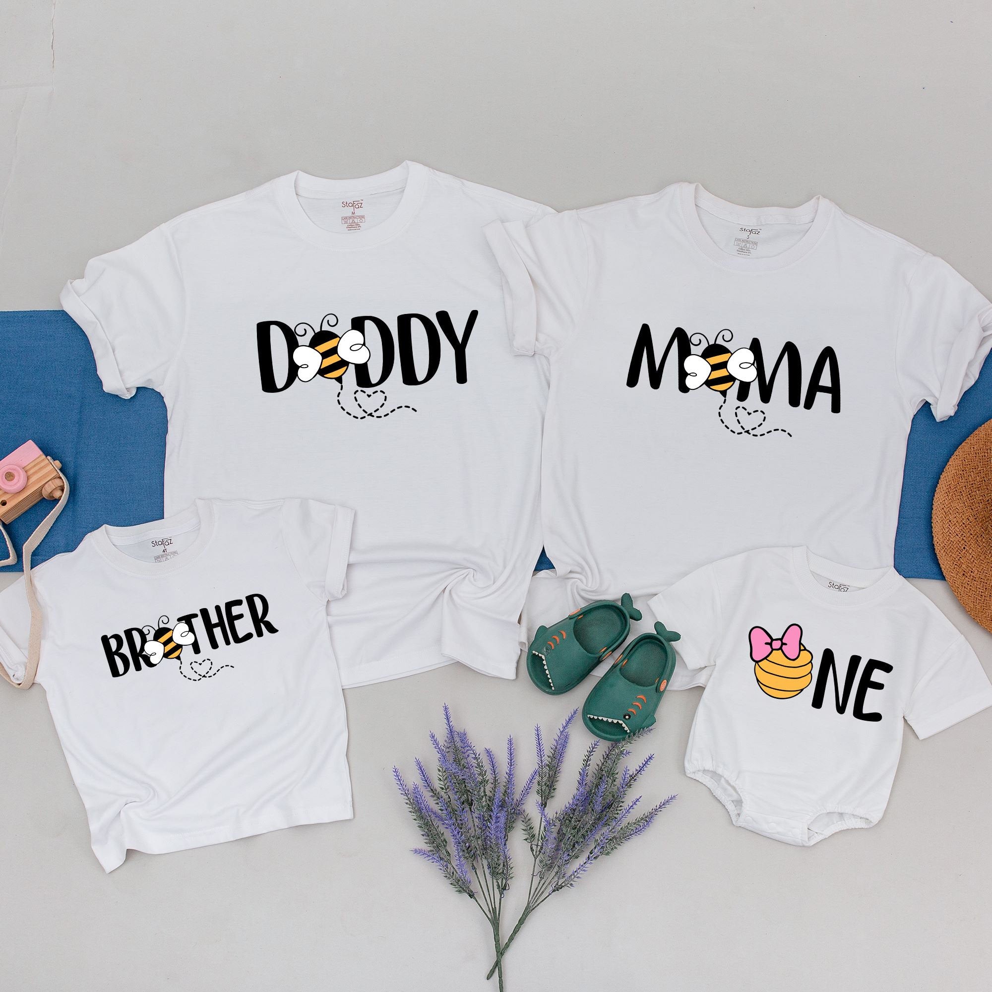 Matching Bee Family 1st Birthday Shirts Custom Names Mommy Daddy Sister One Cute Cartoon Bee Design Soft Cotton Celebration Outfit