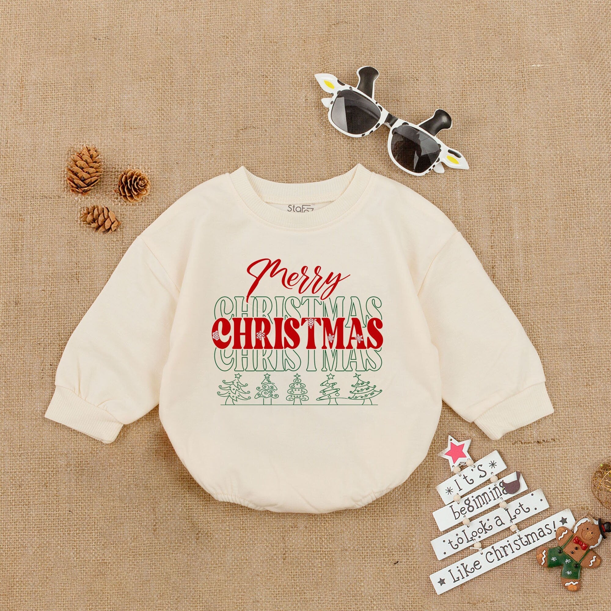 Merry Christmas Baby Outfit Festive Red Script Romper with Green Tree Graphics Cozy Cotton Santa Baby Retro Holiday Gift
