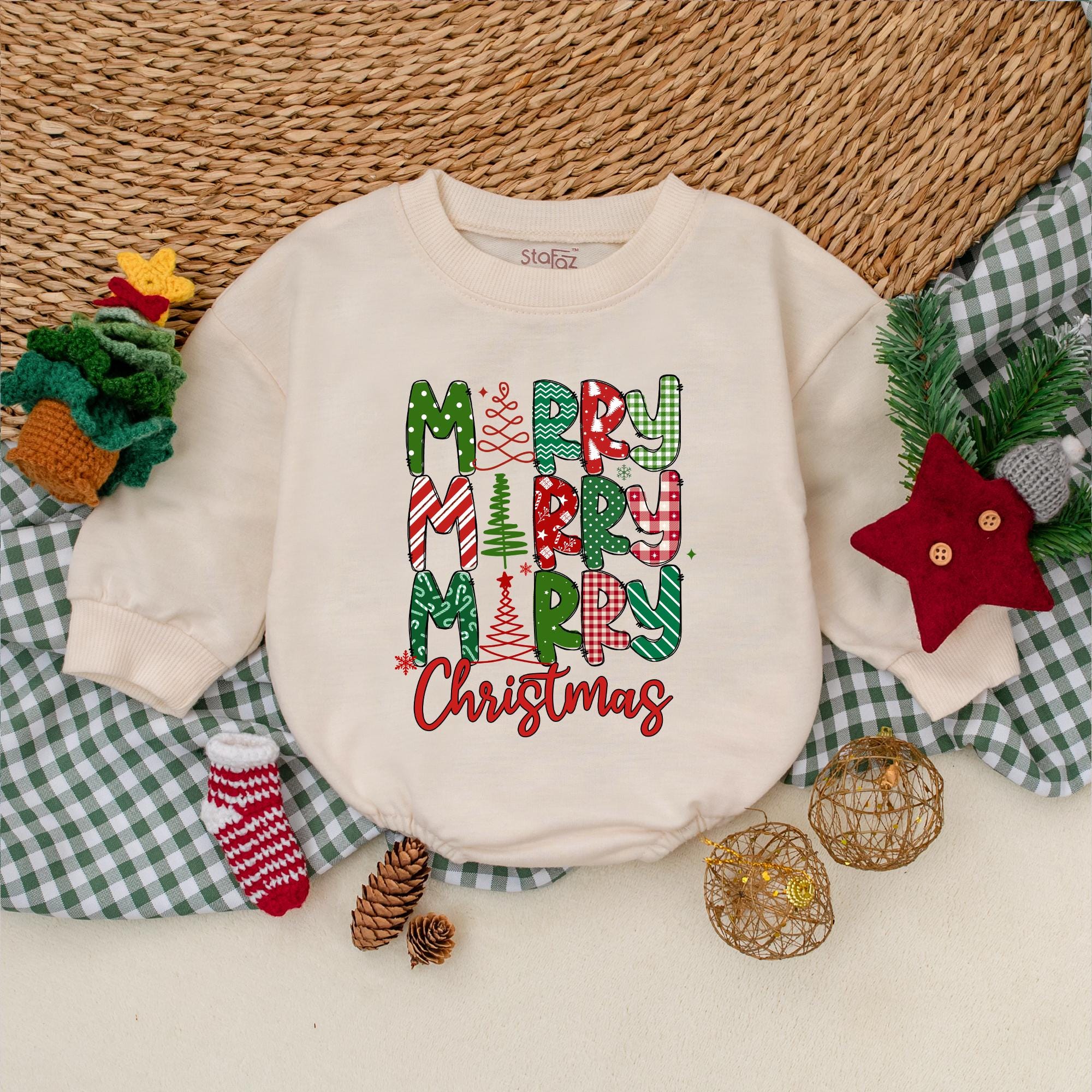 Merry Merry Christmas Baby Romper with Festive Patterns Holiday Outfit Infant Clothes Soft Cotton Red Green Snowflake Design First Christmas
