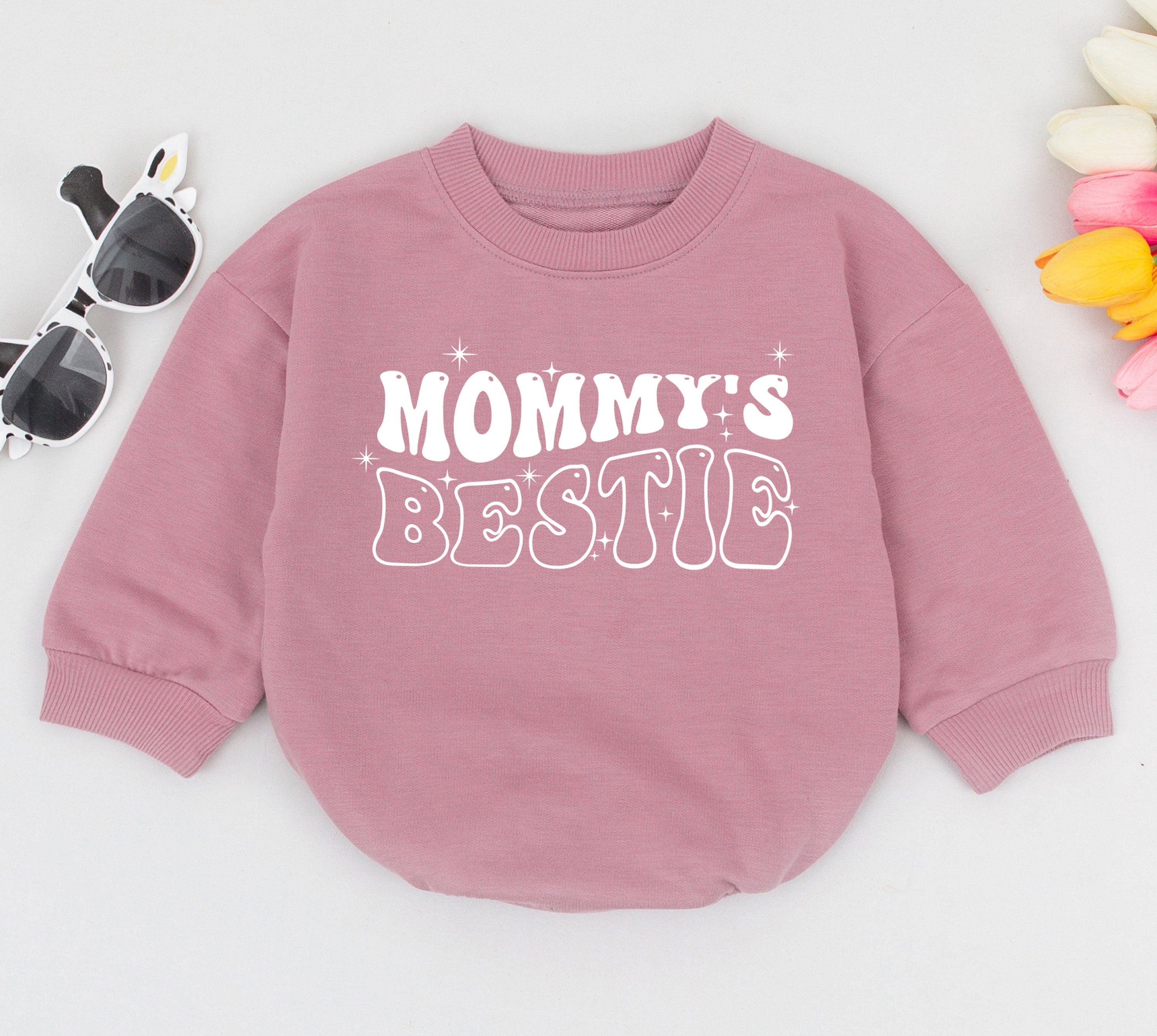 Mommy's Bestie Baby Romper Retro Colorful Design Infant Gift Soft Cotton Sleepsuit First Mothers Day Outfit Cheerful Star Pattern