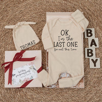 OK I’m the Last One Baby Bodysuit with Matching Hat, Funny Newborn Outfit, Custom Sibling Clothes, Coming Home Gift, Baby Shower Idea