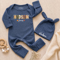 Personalized Baby Bodysuit & Hat Set with Patchwork Pumpkin Name Design, Soft Cotton Fall Outfit for Newborns, Perfect for Autumn Photos