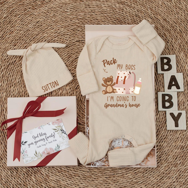 Personalized Baby Bodysuit Pack My Bags I'm Going to Grandma's House Bear Design Newborn Outfit Soft Cotton New Grandparent Gift