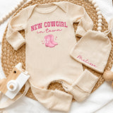 Personalized Baby Girl Bodysuit Set with 'New Cowgirl In Town' Artwork, Soft Cotton Outfit and Hat, Perfect for Western-Themed Baby Gift