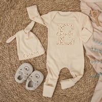 Personalized Baby Girl Coming Home Outfit - Floral Monogram Bodysuit & Knotted Hat Set, Soft Cotton Newborn Gift for Baby Shower or Hospital