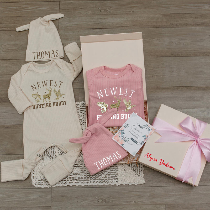 Personalized Baby Hunting Outfit - Newest Hunting Buddy Deer Camo Bodysuit with Hat - Soft Cotton Newborn Gift for Baby Shower or Photos