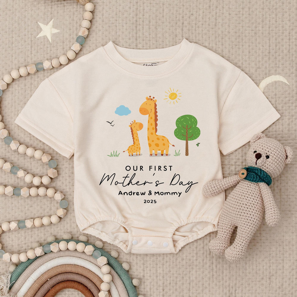 Personalized Baby Romper for First Mother's Day with Cute Giraffe Design Custom Names Soft Cotton Outfit Gift for Mommy and Infant 2025