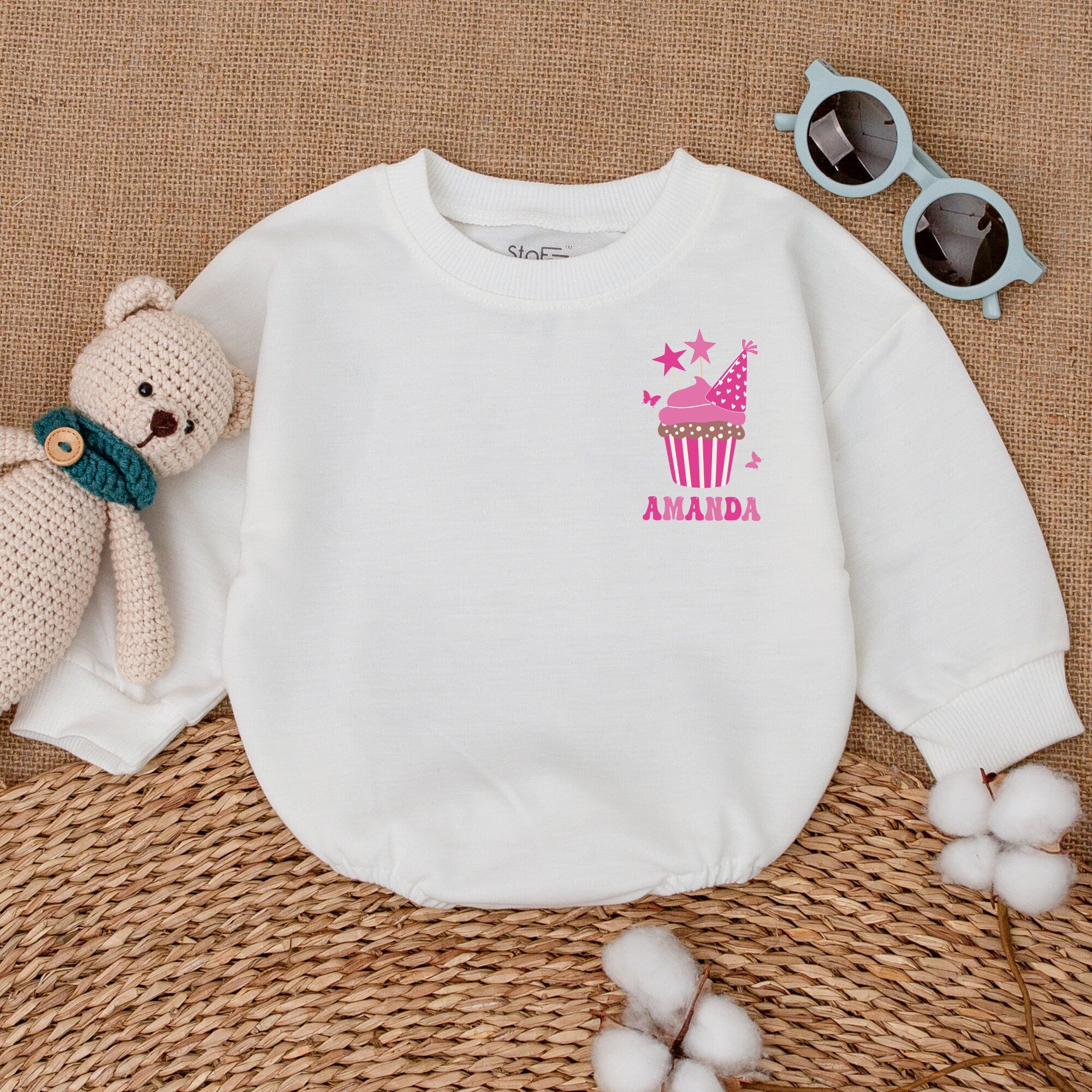 Personalized Birthday Girl Romper with Pink Cupcake Design Baby Toddler Party Outfit Soft Cotton Gift for Celebration Smash Cake Event