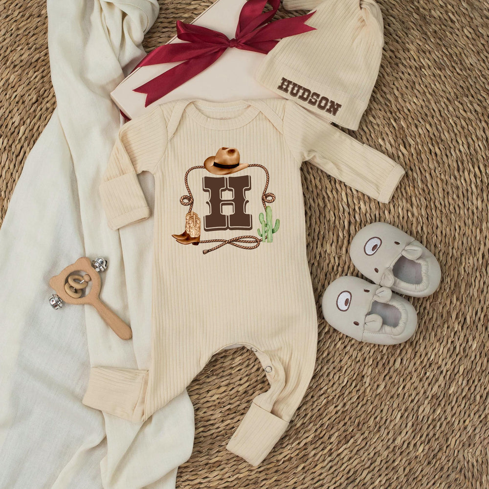 Personalized Cowboy Baby Boy Bodysuit with Western Hat and Boot Design, Custom Name Outfit for Newborns, Cute Gift for Baby Showers