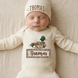 Personalized Duck Hunting Baby Bodysuit & Hat Set with Custom Name Patch, Soft Cotton Outfit for Newborns & Infants, Perfect Baby Shower Gift