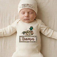 Personalized Duck Hunting Baby Bodysuit & Hat Set with Custom Name Patch, Soft Cotton Outfit for Newborns & Infants, Perfect Baby Shower Gift