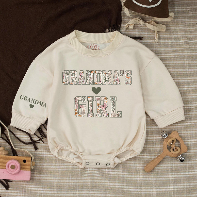 Personalized Grandma and Granddaughter Matching Sweatshirts with Vintage Floral Design Custom Names Heart Details Soft Cotton Comfortable Gift