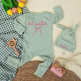 Personalized Lil Sister Baby Bodysuit with Pink Bow Design Soft Cotton Newborn Girl Clothes Sweet Minimalist Baby Shower Gift