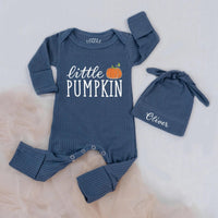 Personalized Little Pumpkin Baby Bodysuit and Hat Set in Ribbed Cotton, Custom Fall Newborn Outfit for Coming Home or Autumn Photos