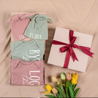Personalized Twin Baby Romper and Hat Set Custom Name Newborn Coming Home Outfit Soft Ribbed Cotton Gift for Twins Boys or Girls