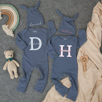 Personalized Twin Coming Home Outfits with Custom Names Pink and Blue Design Newborn Baby Gift Set Bodysuit and Hat for Boy and Girl Twins