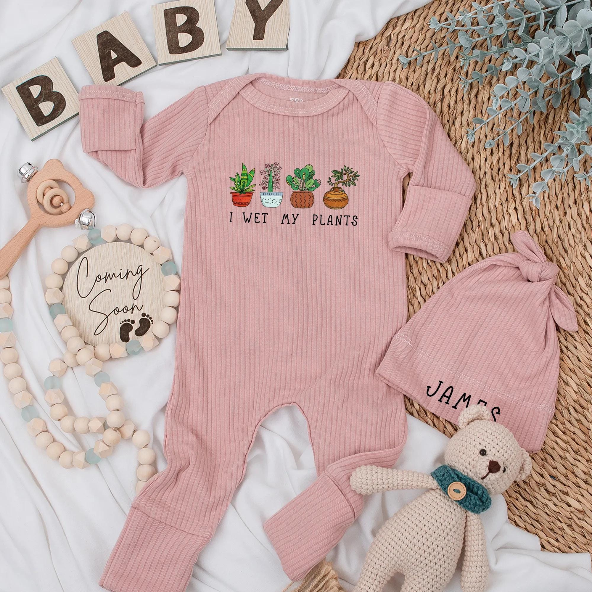 Personalized I Wet My Plants Baby Bodysuit Funny Garden Lover Outfit Cotton Newborn Romper Birthday Gift Nature Party Baby Shower