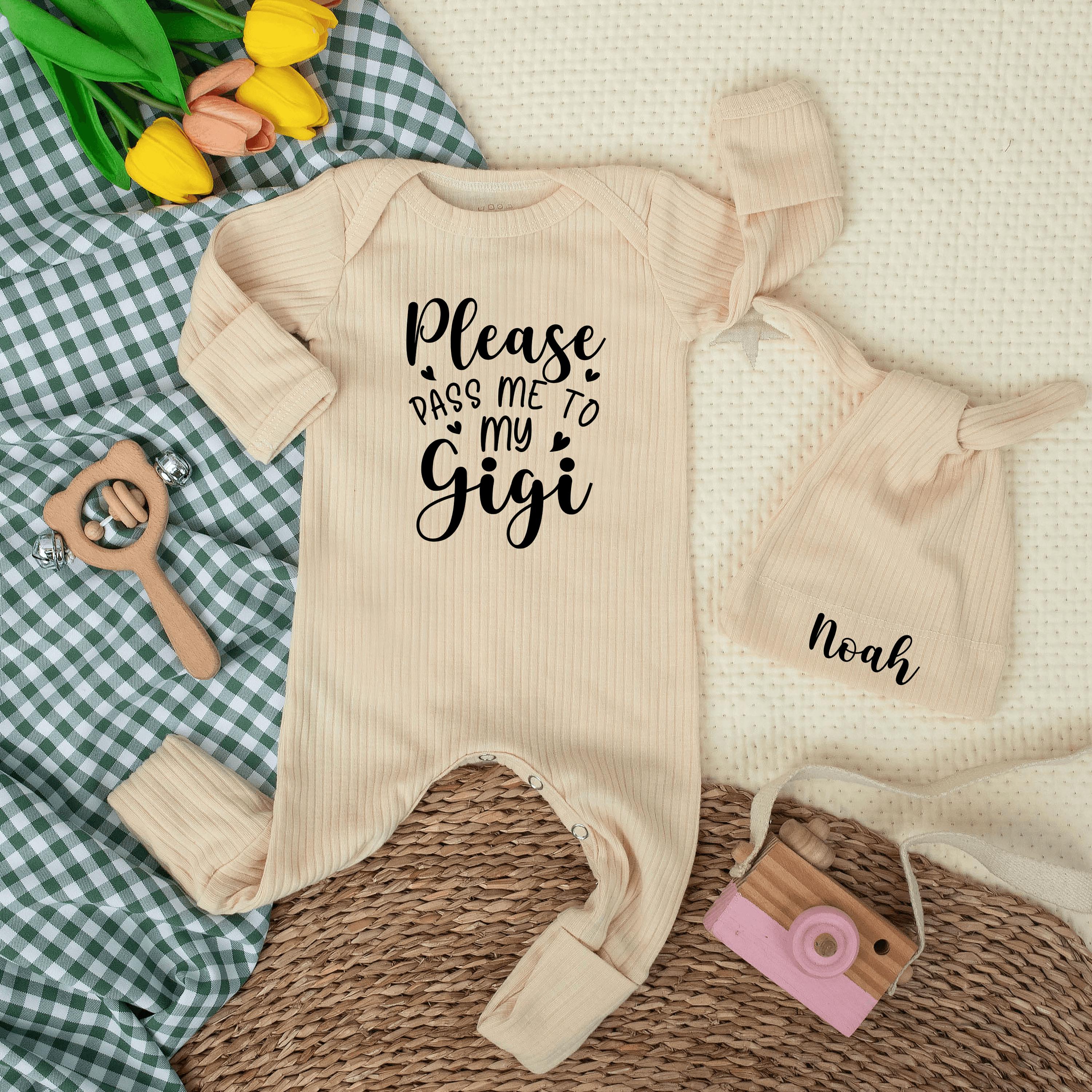 Please Pass Me to My Gigi Baby Bodysuit and Hat Set, Cute Ribbed Newborn Outfit with Custom Name, Baby Shower Gift for Grandma
