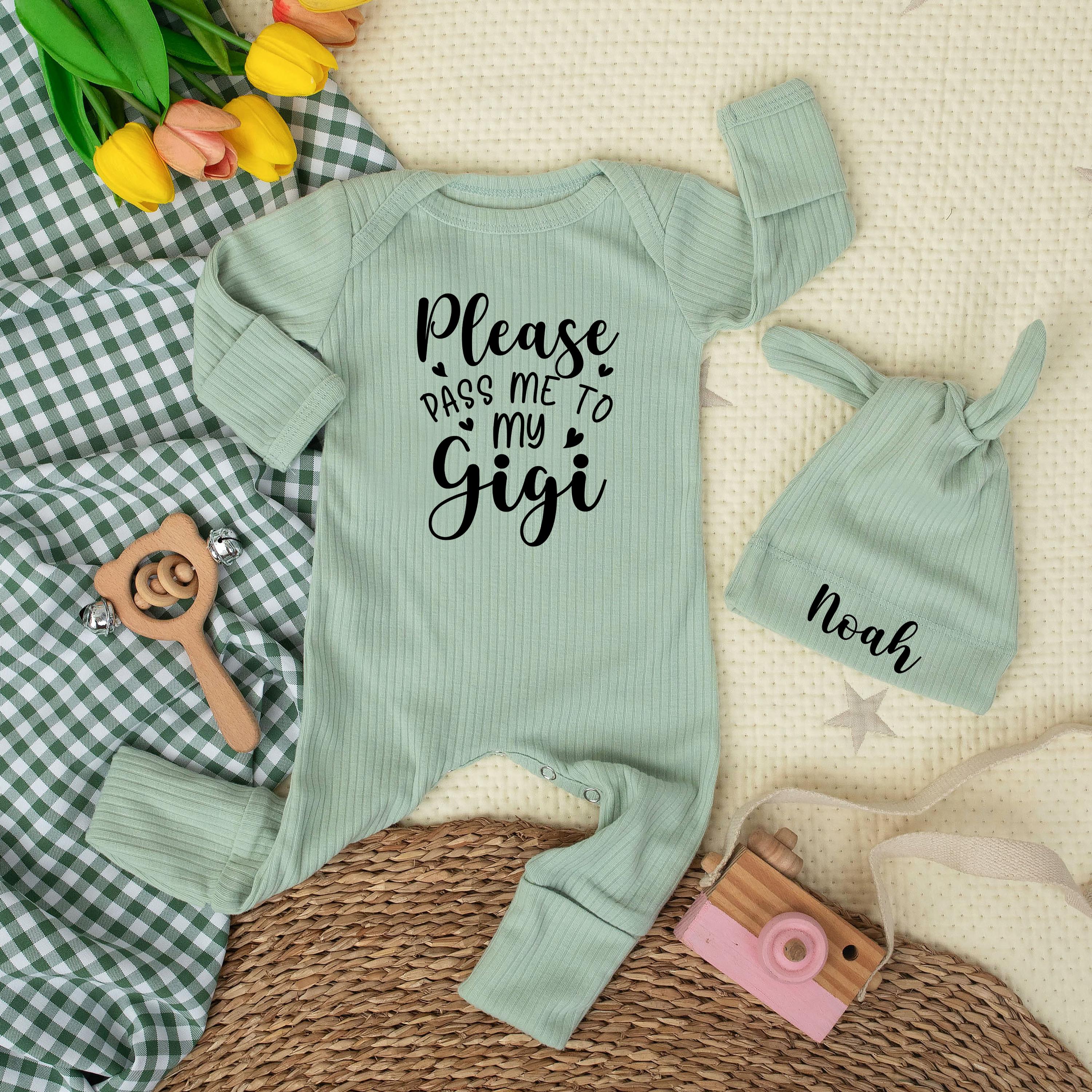 Please Pass Me to My Gigi Baby Bodysuit and Hat Set, Cute Ribbed Newborn Outfit with Custom Name, Baby Shower Gift for Grandma
