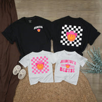 Retro Auntie Shirt with Smiley Face and Pink Cowboy Hat Fun Western Checkerboard Design Matching Bestie Baby Clothes Gift Cotton Outfit