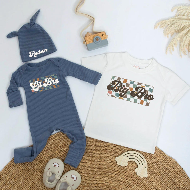 Retro Big Bro and Lil Bro Matching Sibling Outfits Custom Name Teal Orange Checkered Kids Shirt Baby Bodysuit Pregnancy Reveal Gift