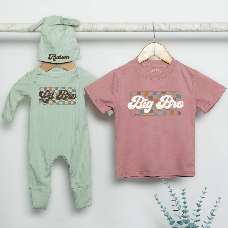Retro Big Bro and Lil Bro Matching Sibling Outfits Custom Name Teal Orange Checkered Kids Shirt Baby Bodysuit Pregnancy Reveal Gift