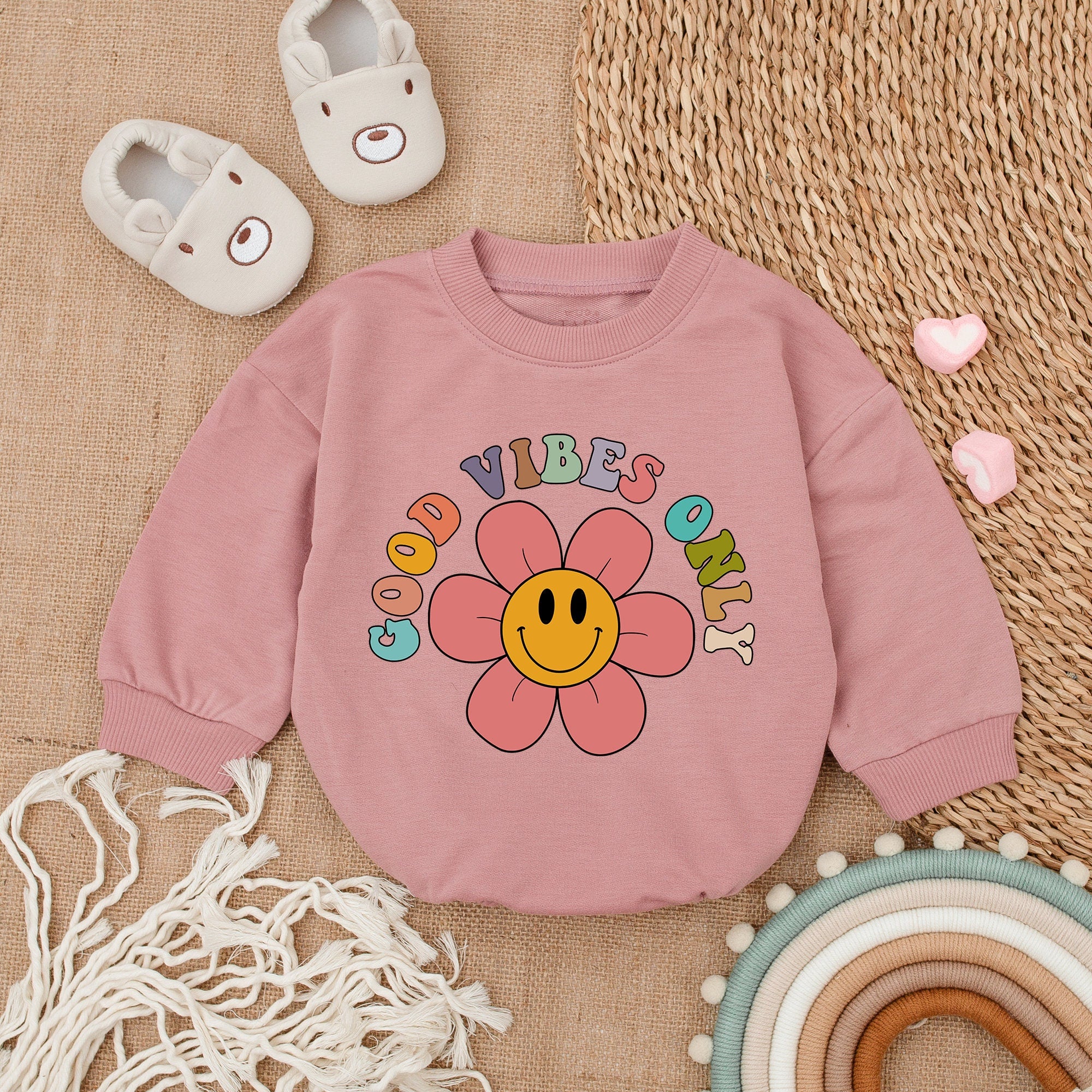 Retro Good Vibes Only Baby Romper with Smiley Face Flower Design Birthday Bodysuit Cotton Comfortable Infant Shower Outfit