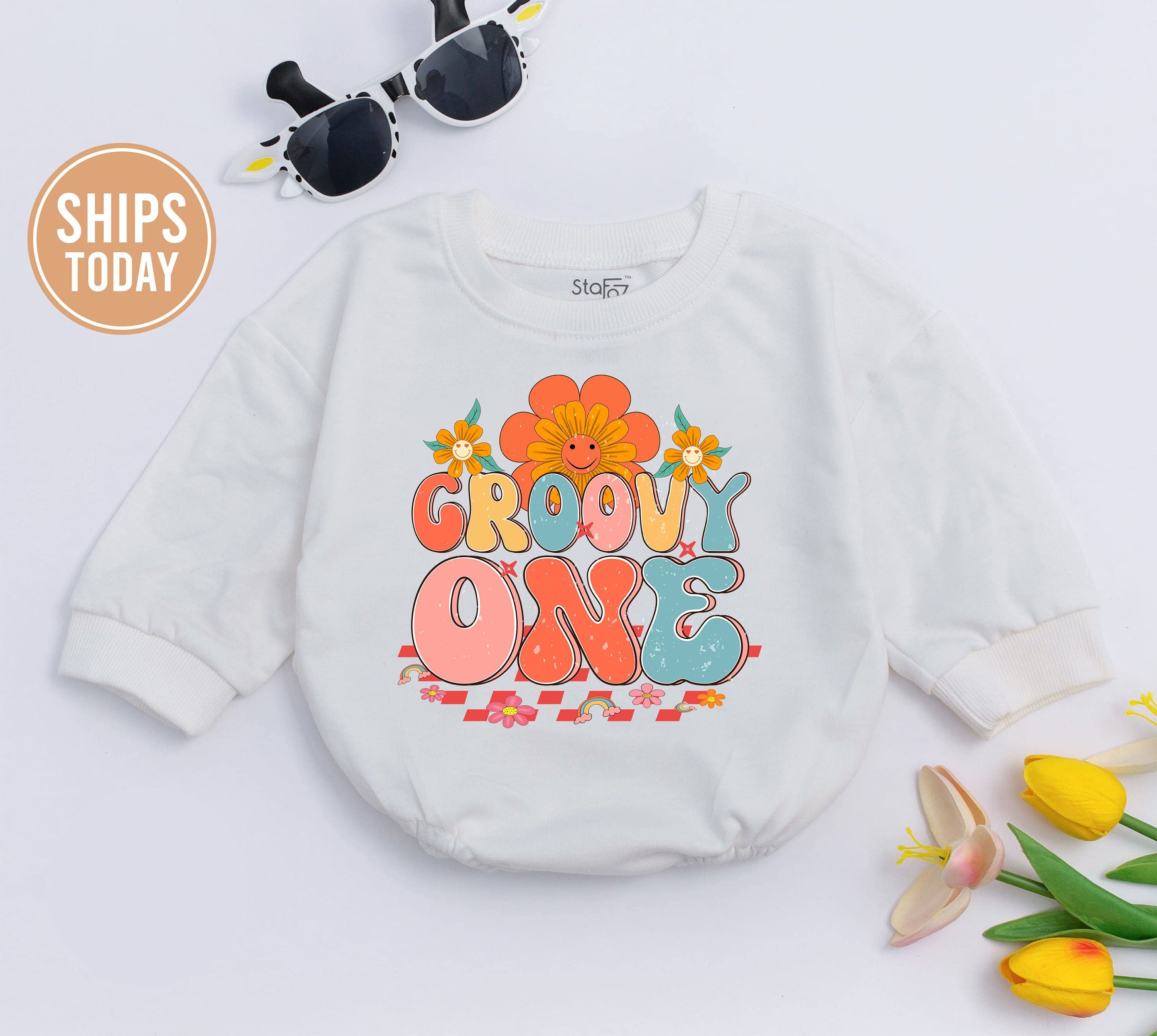 Retro Groovy Baby Romper for First Birthday, Hippie Girl Outfit with Smiley Flower and Rainbow Details, Cute Toddler Party Clothes Gift