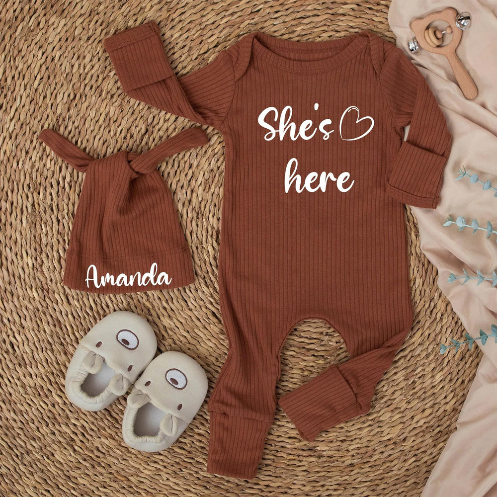 She's Here Baby Girl Bodysuit and Hat Set with Custom Name Soft Neutral Outfit Newborn Going Home Gift Minimalist Design Cotton Clothing