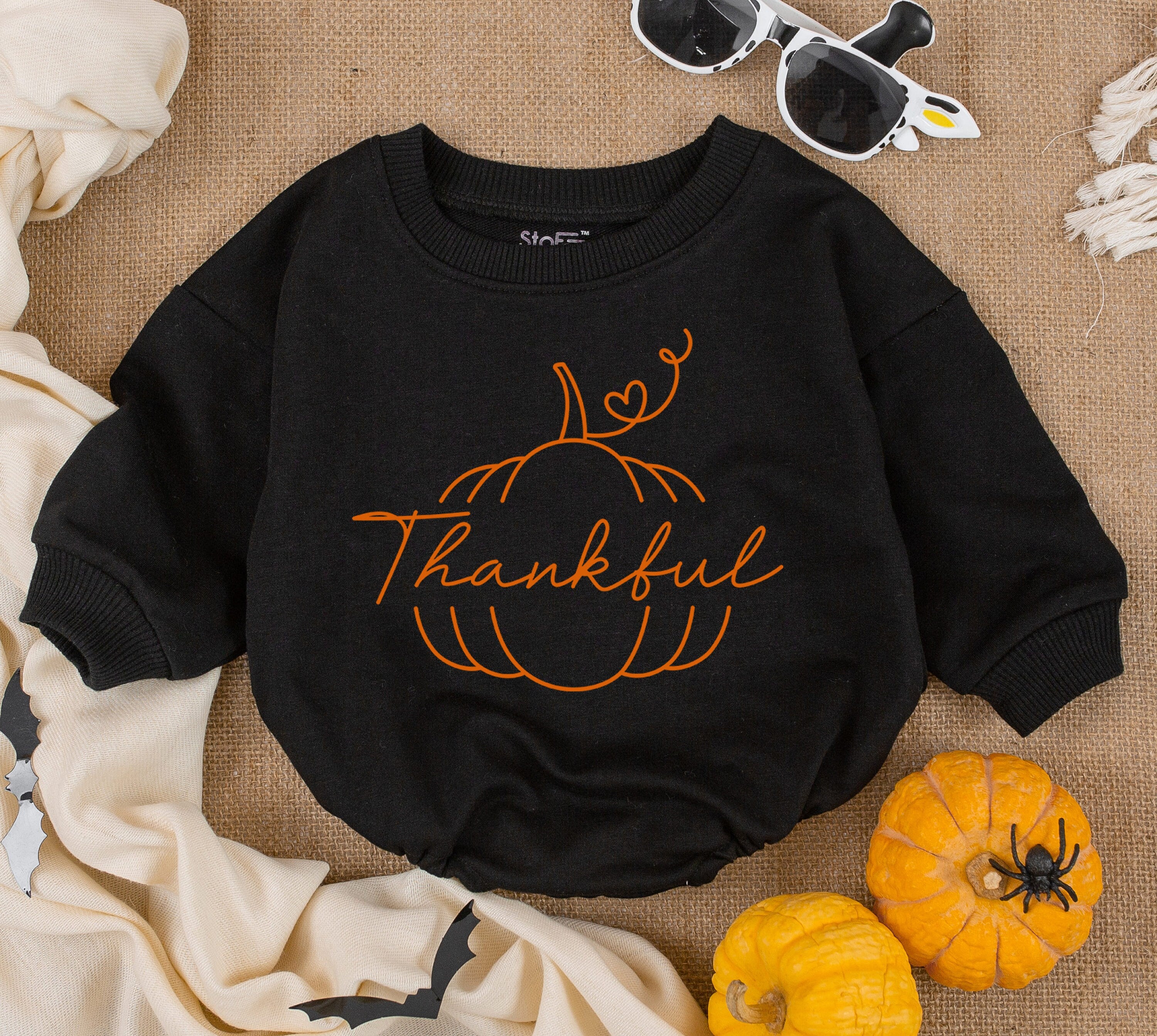 Thankful Baby Romper with Pumpkin Design Soft Cotton First Thanksgiving Outfit Autumn Baby Shower Gift Comfortable Infant Clothing
